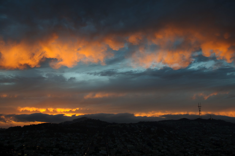 sunset in San Francisco2010d29c112.jpg